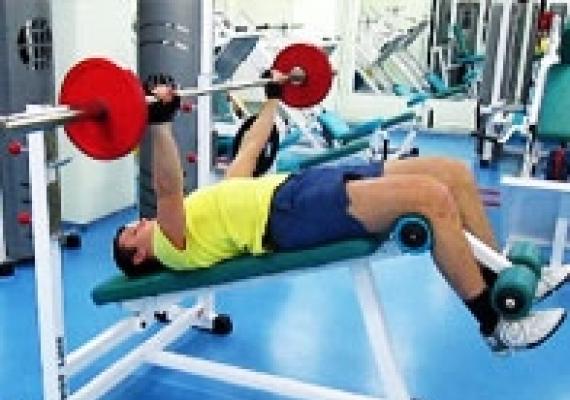 Powerful chest workout.  Pumping the chest.  Mass training program.  Incline Dumbbell Press